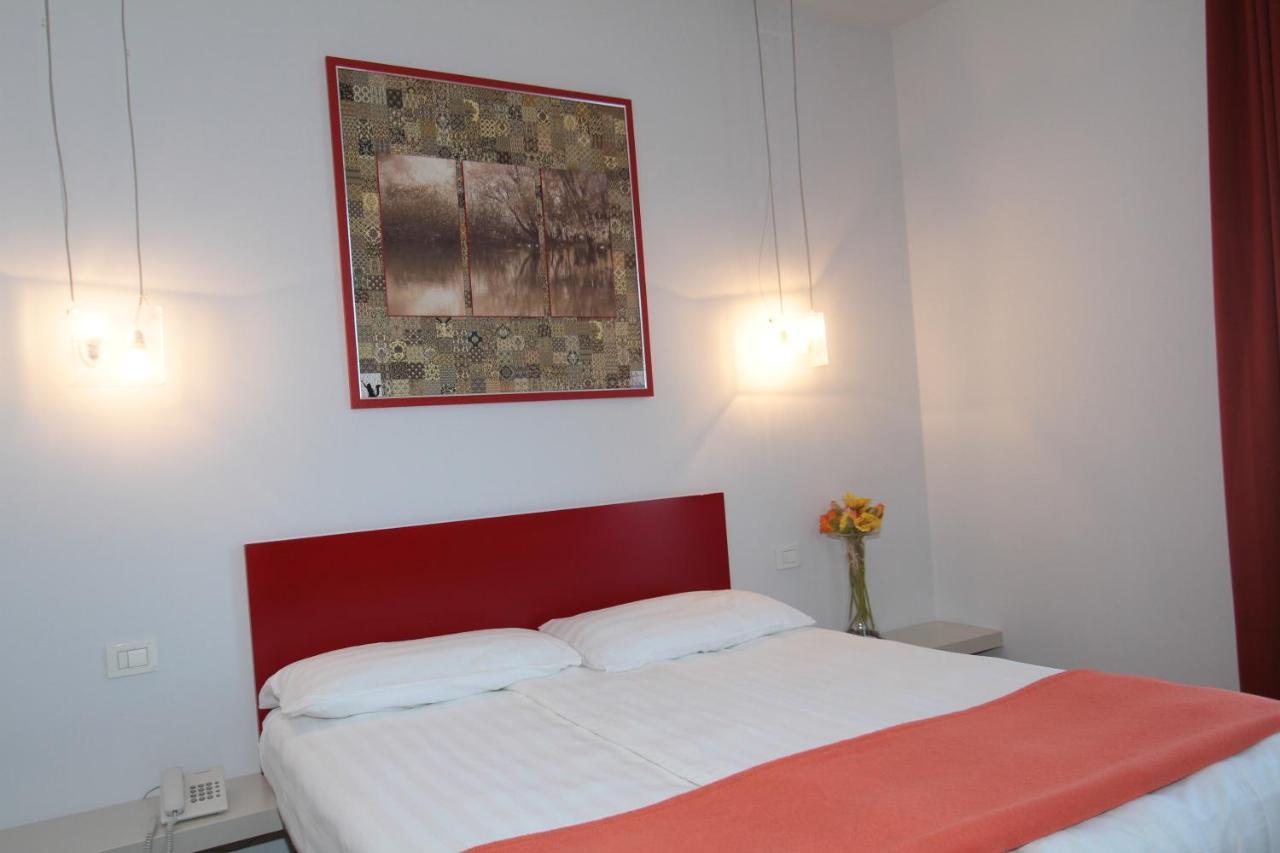 Hotel La Sosta Cisano Bergamasco Bagian luar foto